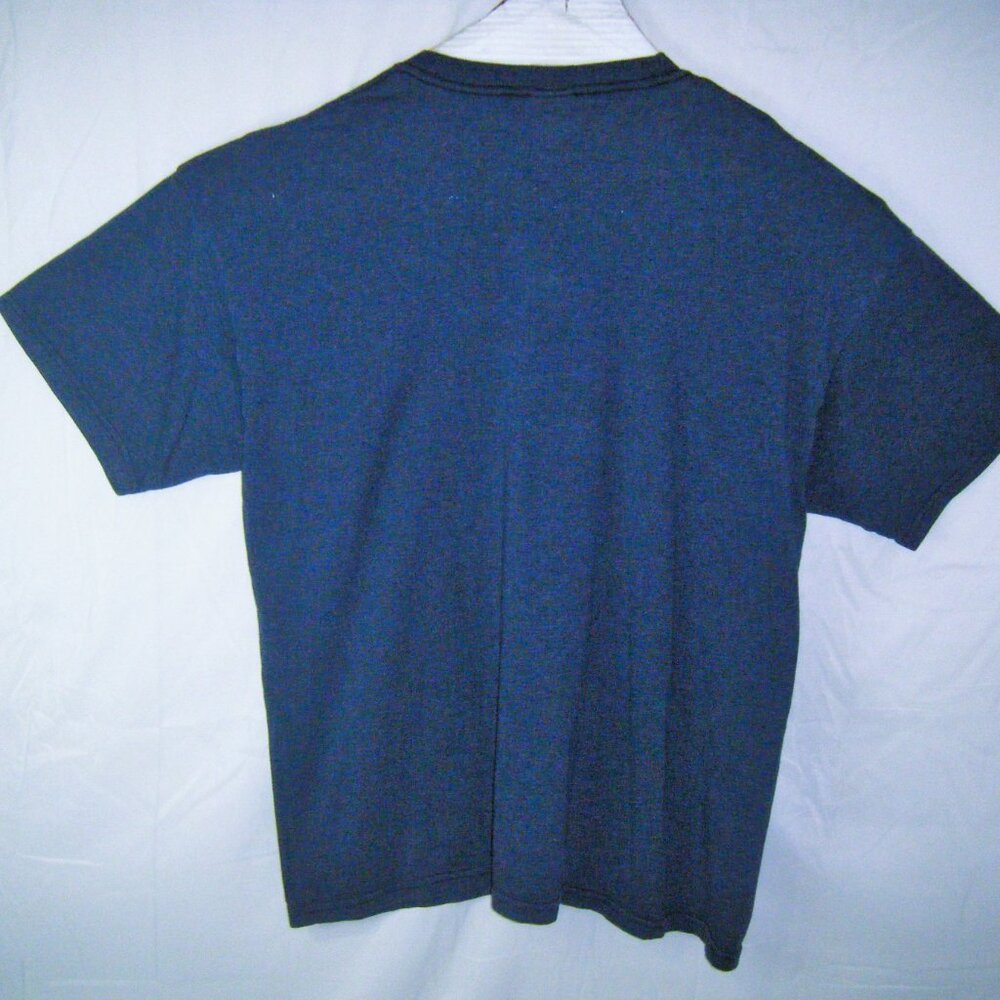 Discus T-Shirt - Picture 2 of 3